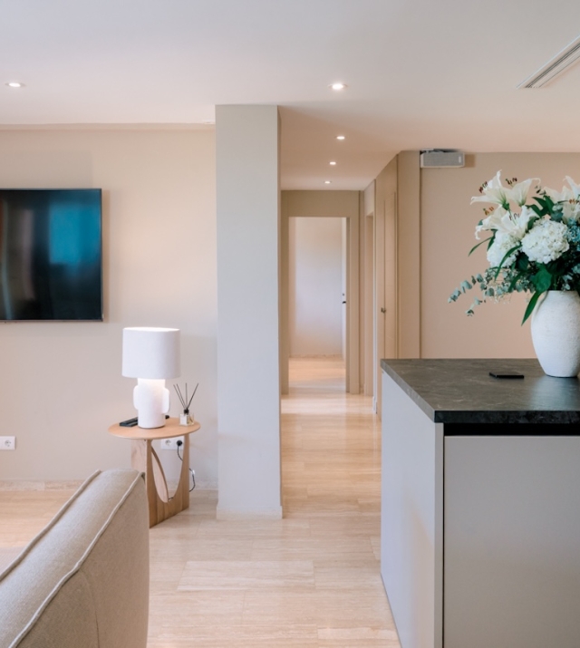 Resa Estates Ibiza apartment Ibiza sale verkoop Roca llisa kitchen.JPG